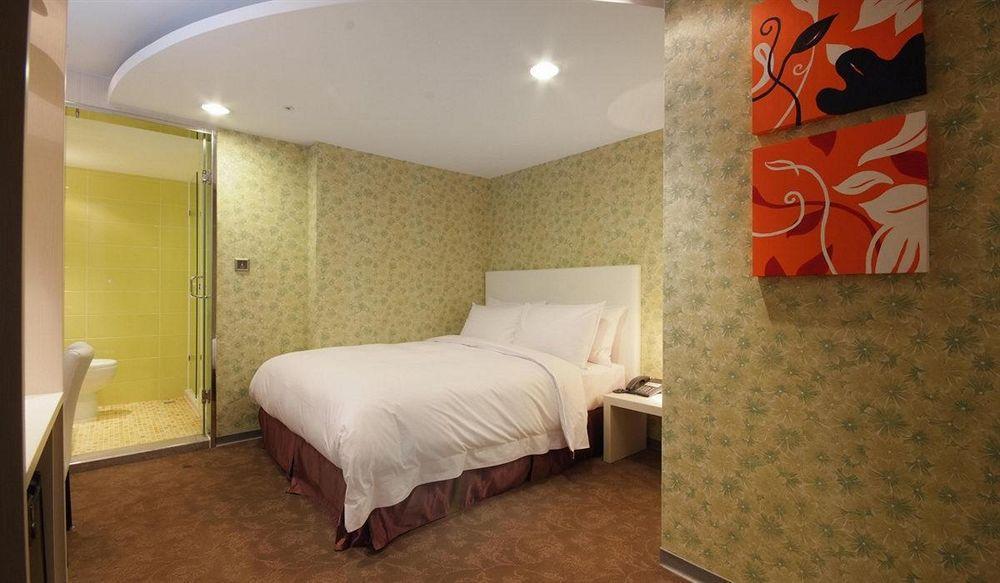 Hotel Leisure 台中輕行旅 Ngoại thất bức ảnh